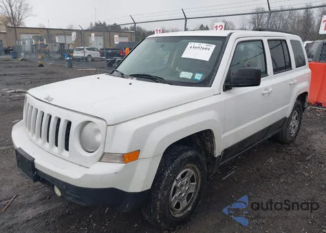2014 Jeep Patriot Sport из США, поврежденный, VIN 1C4NJRBB5ED927162